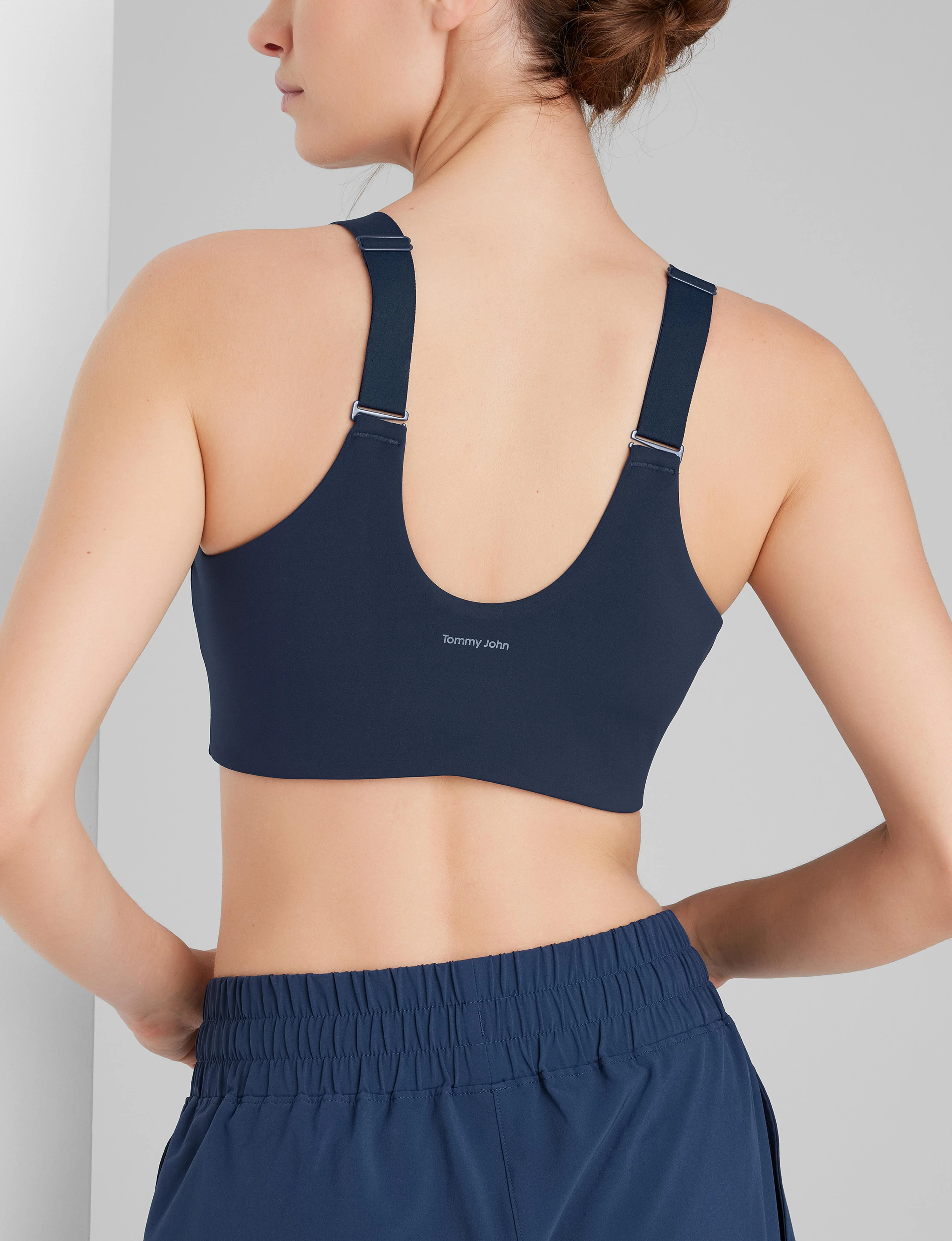 Medium Impact Adjustable Sports Bra - Image 10