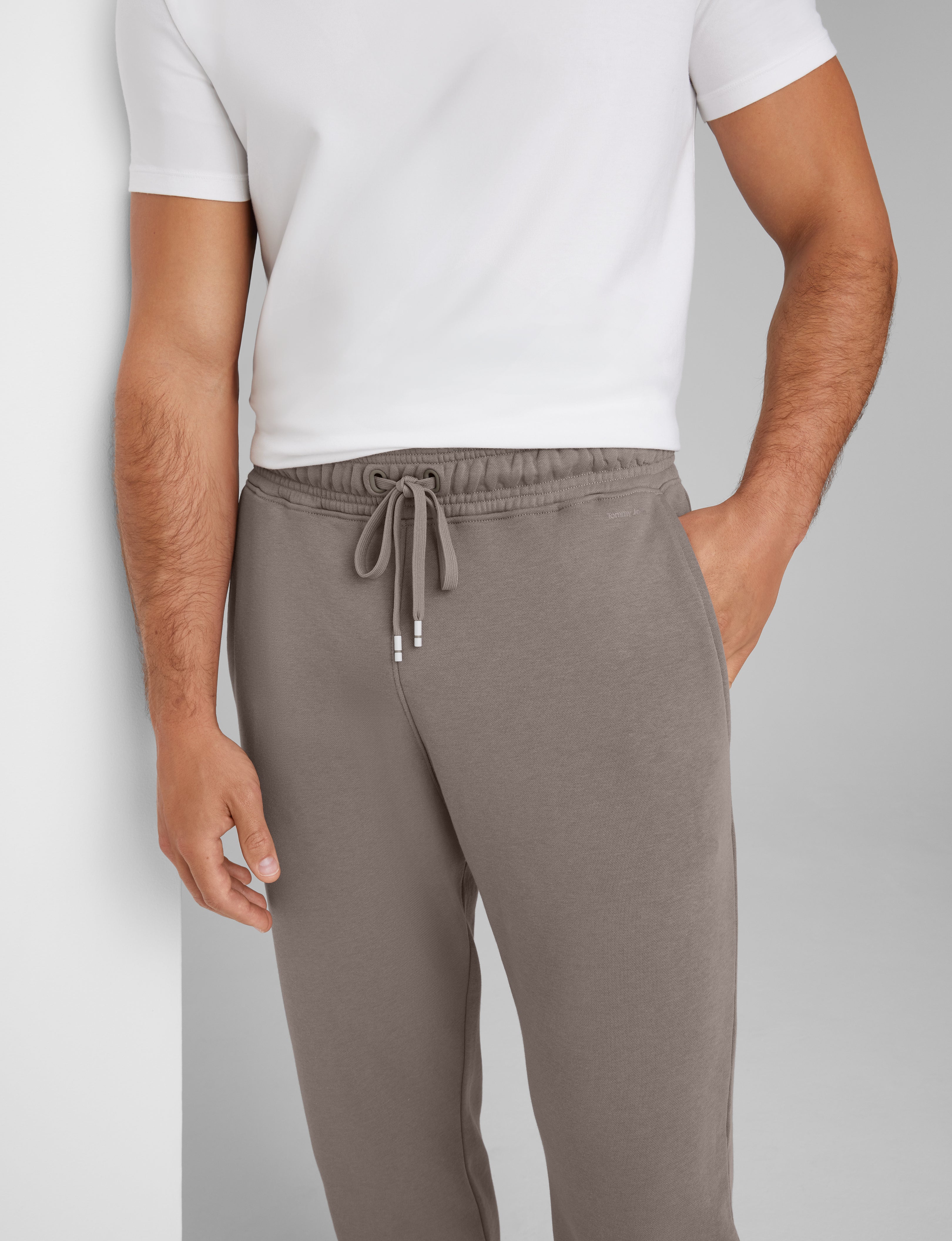 French Terry Jogger - Image 39