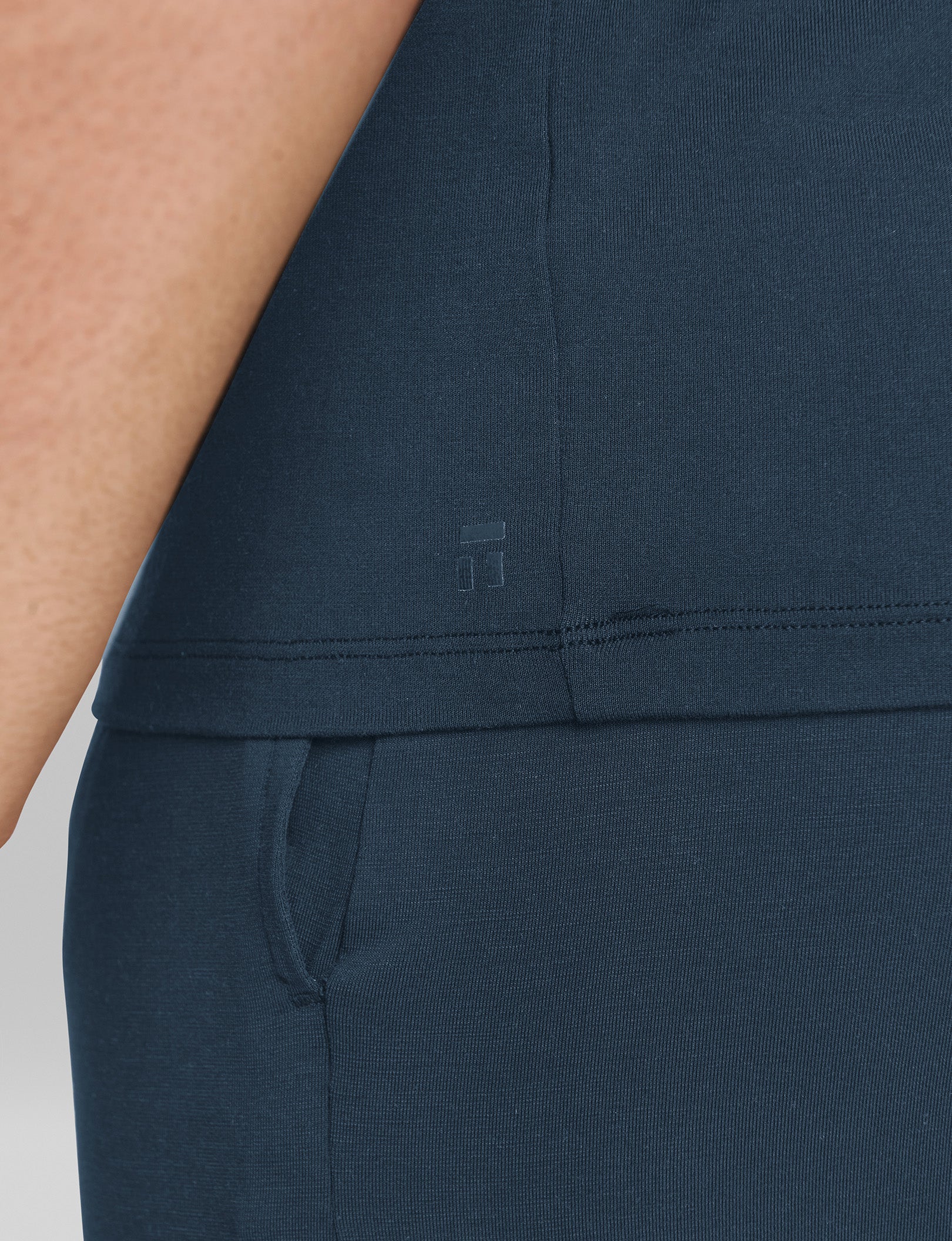 Second Skin Sleep Pocket Tee - Image 21