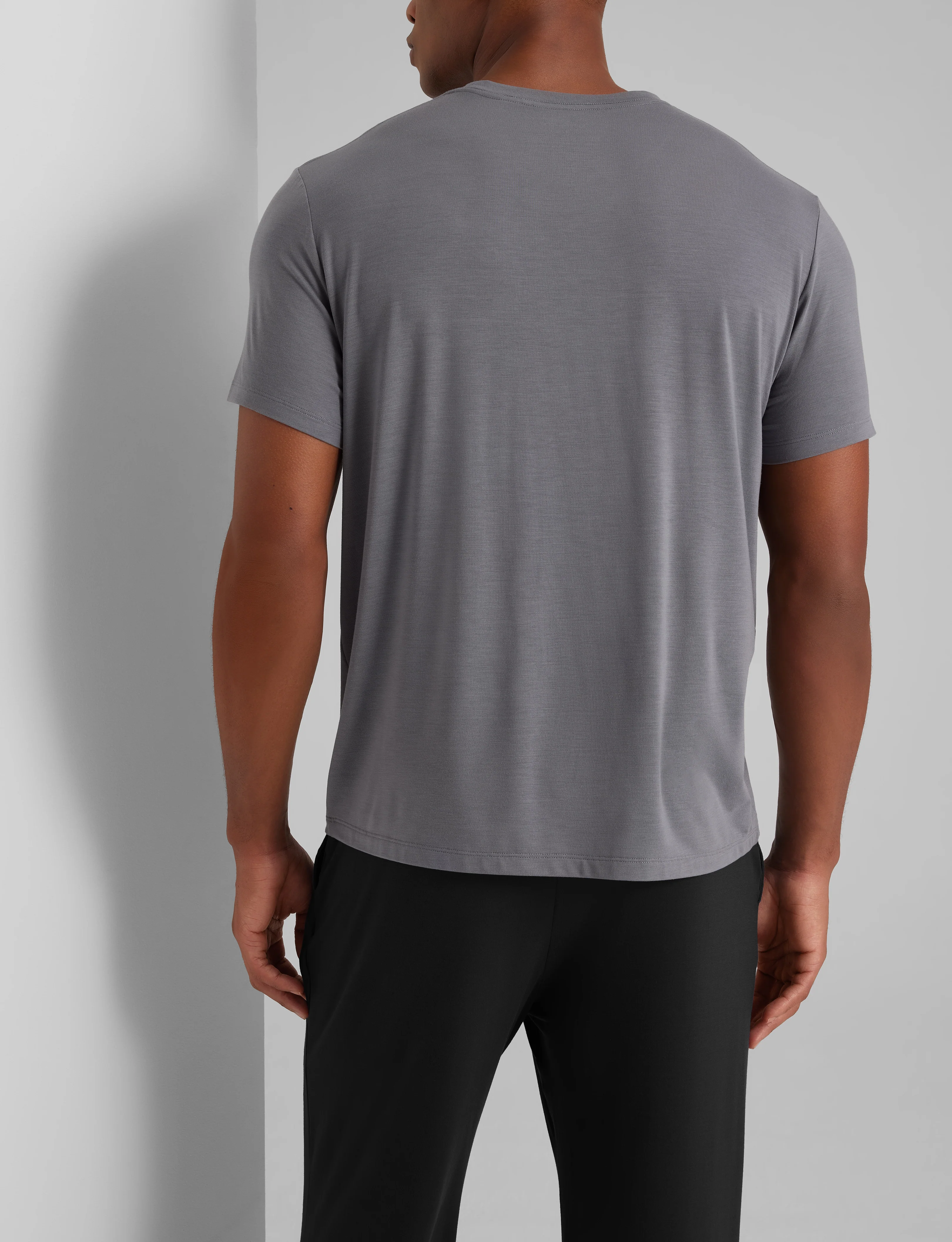 Second Skin Sleep Pocket Tee - Image 23