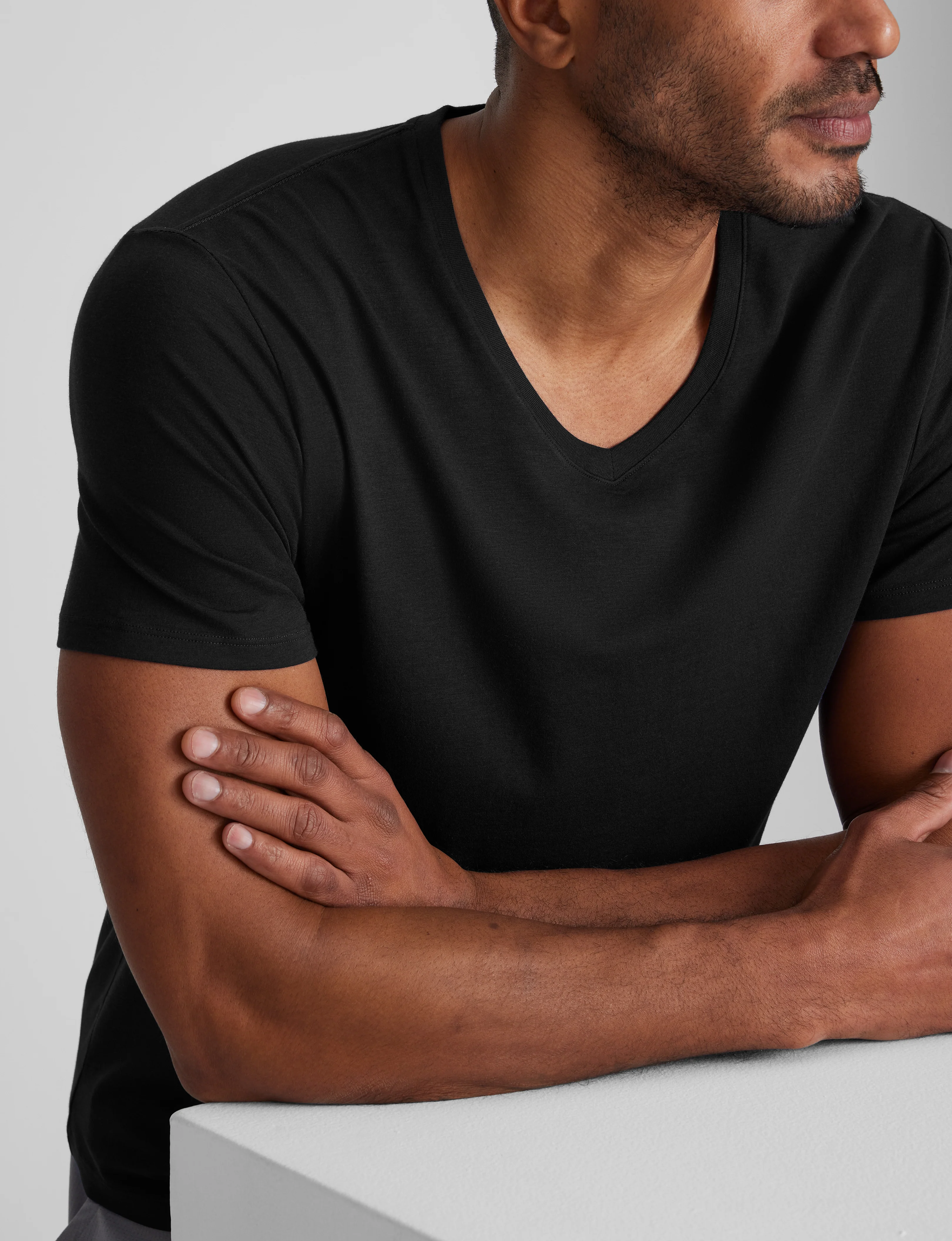 Second Skin V-Neck Tee - Image 5