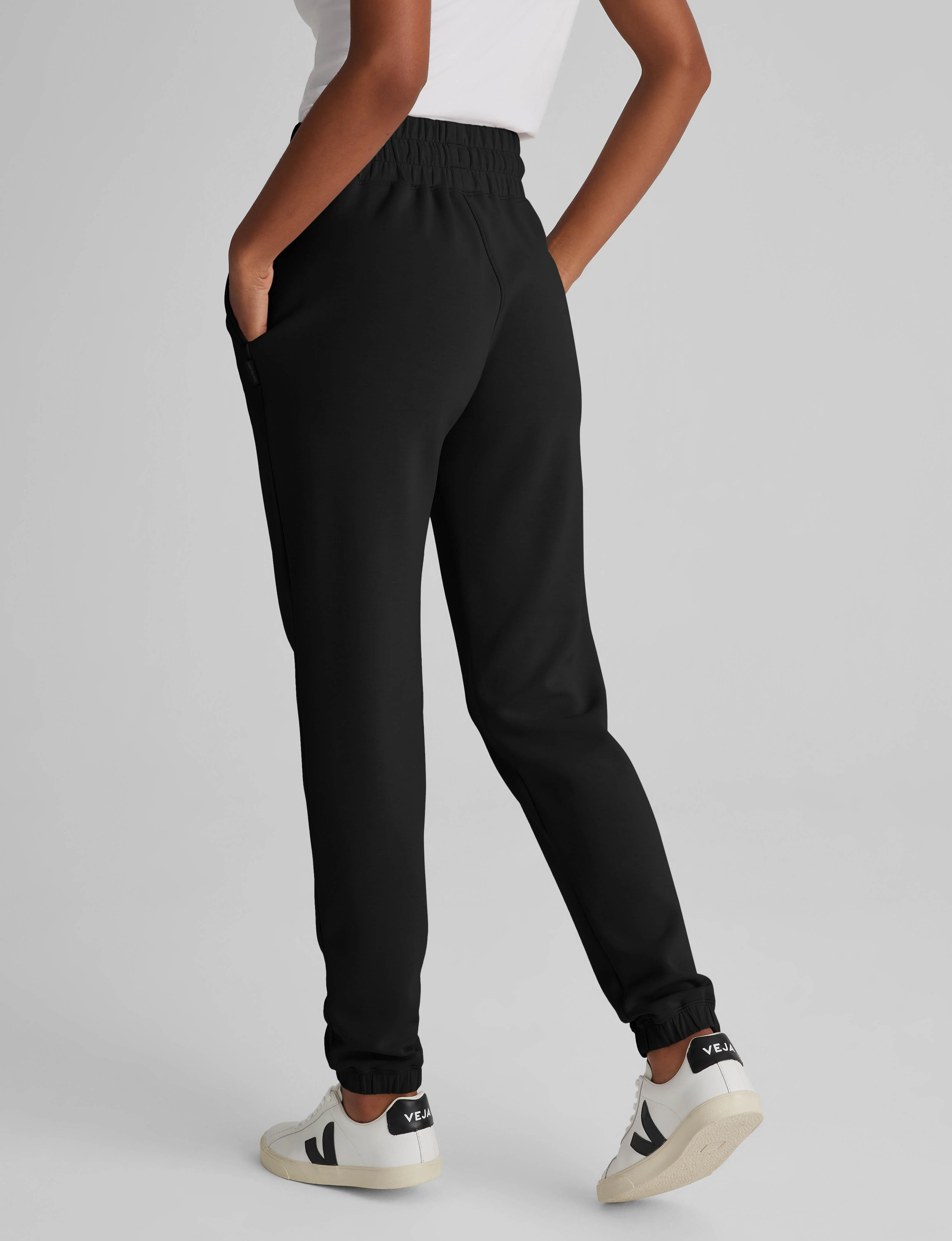 Women's Luxe Traveler Knit Jogger - Image 4